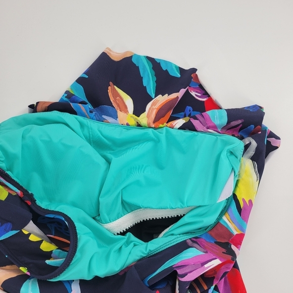 LA BLANCA By The Sea One Shoulder Swimsuit One piece Size 4 New Floral - Picture 4 of 6